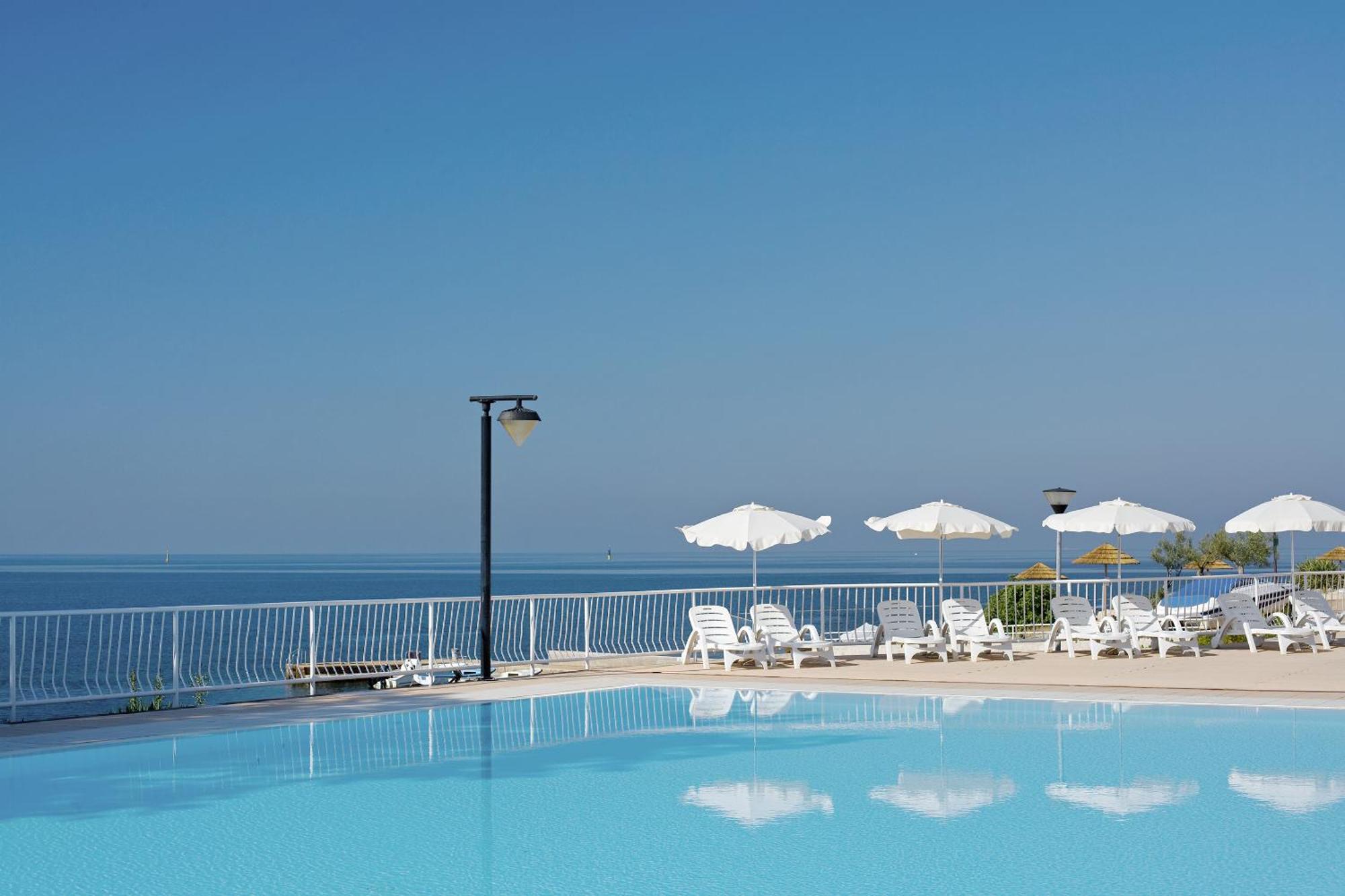 Fkk Adriatika In Fkk Solaris Naturist Resort Poreč Exteriér fotografie